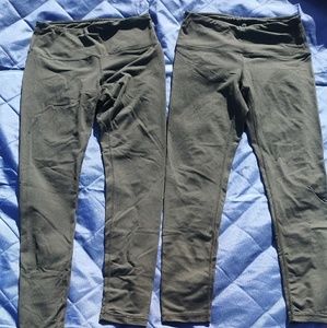 Bundle of 90 degree leggings by reflex